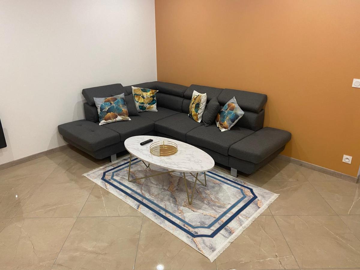 Appartement T3 Dans Une Villa Neuf Drap Exteriér fotografie